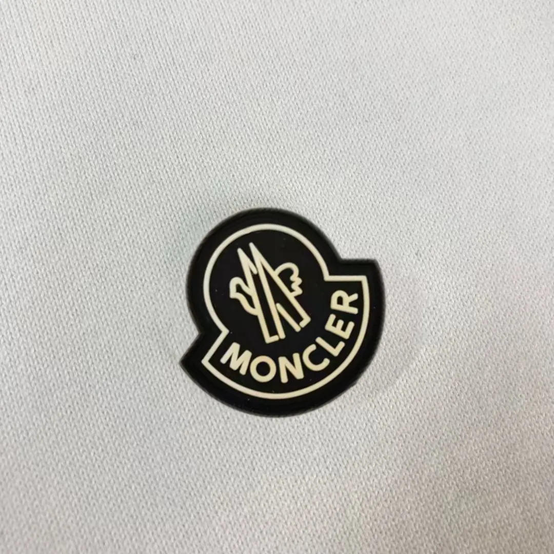 P110，MON*CLER New Arrival ～ Classic 。 ， ， ， ， ， 。 ， logo ， Versatile Hot Sale✨✨ ！ ！ ：Black White Gray Size：M L XL XXL 3XL（ 200 ）